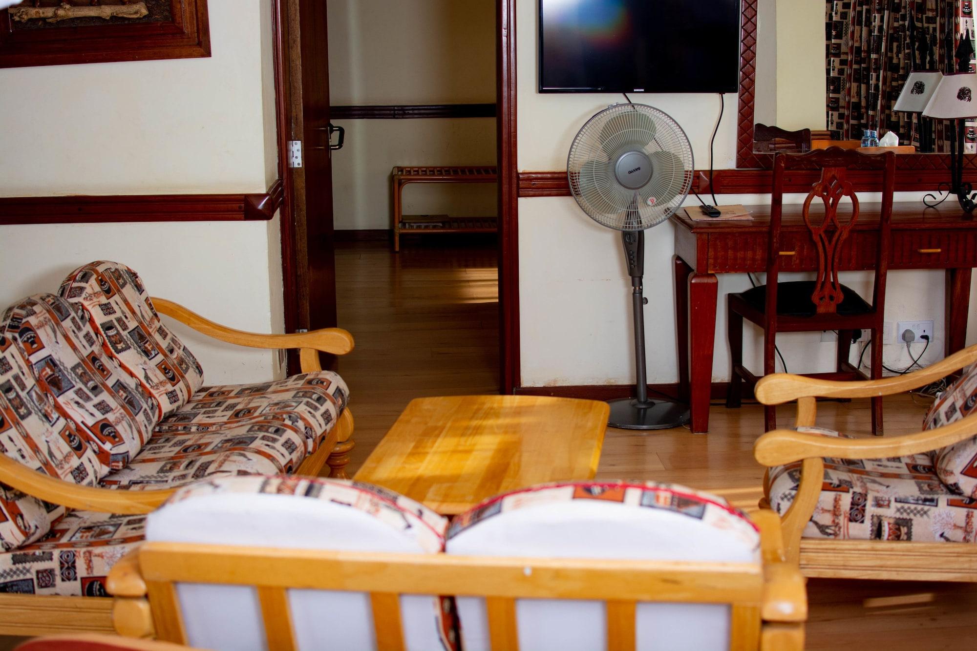 Impala Hotel アルーシャ エクステリア 写真